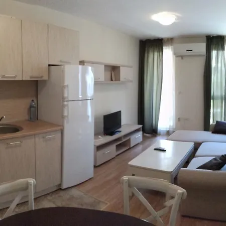 Apartament Mellia Boutique 5 *